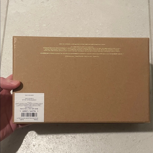 -RARE- Coach Cream Crossbody Wallet on Chain Bag with Silver Chain & 2 Charms - Picture 6 of 7